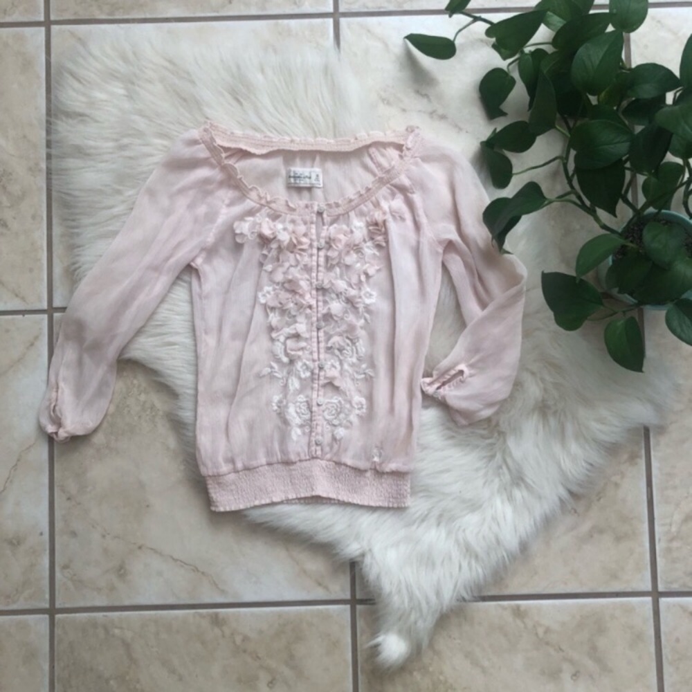 Abercrombie & Fitch Sheer Lace Blouse